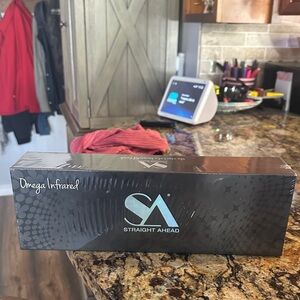 Straight Ahead Infrared Hair Straightener - Black LED. NIB. Retails $420